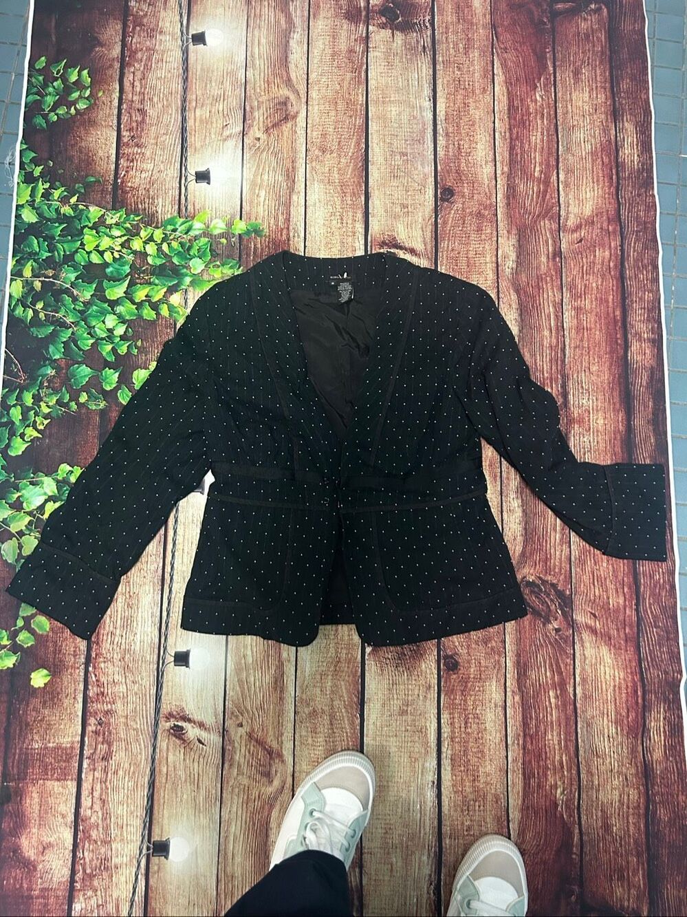 bcbg maxazria blazer size M